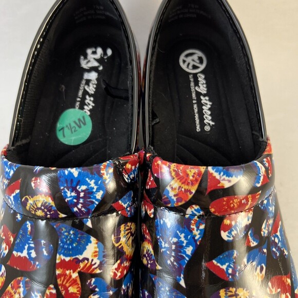 Easy Works By Easy Street Laurie 7.5 Clogs Tie Dye Hearts Slip Resistant NWOT - Picture 3 of 6